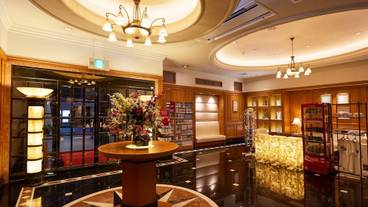 内部エントランス / 2