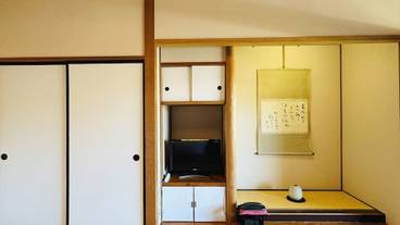 客室 / 6