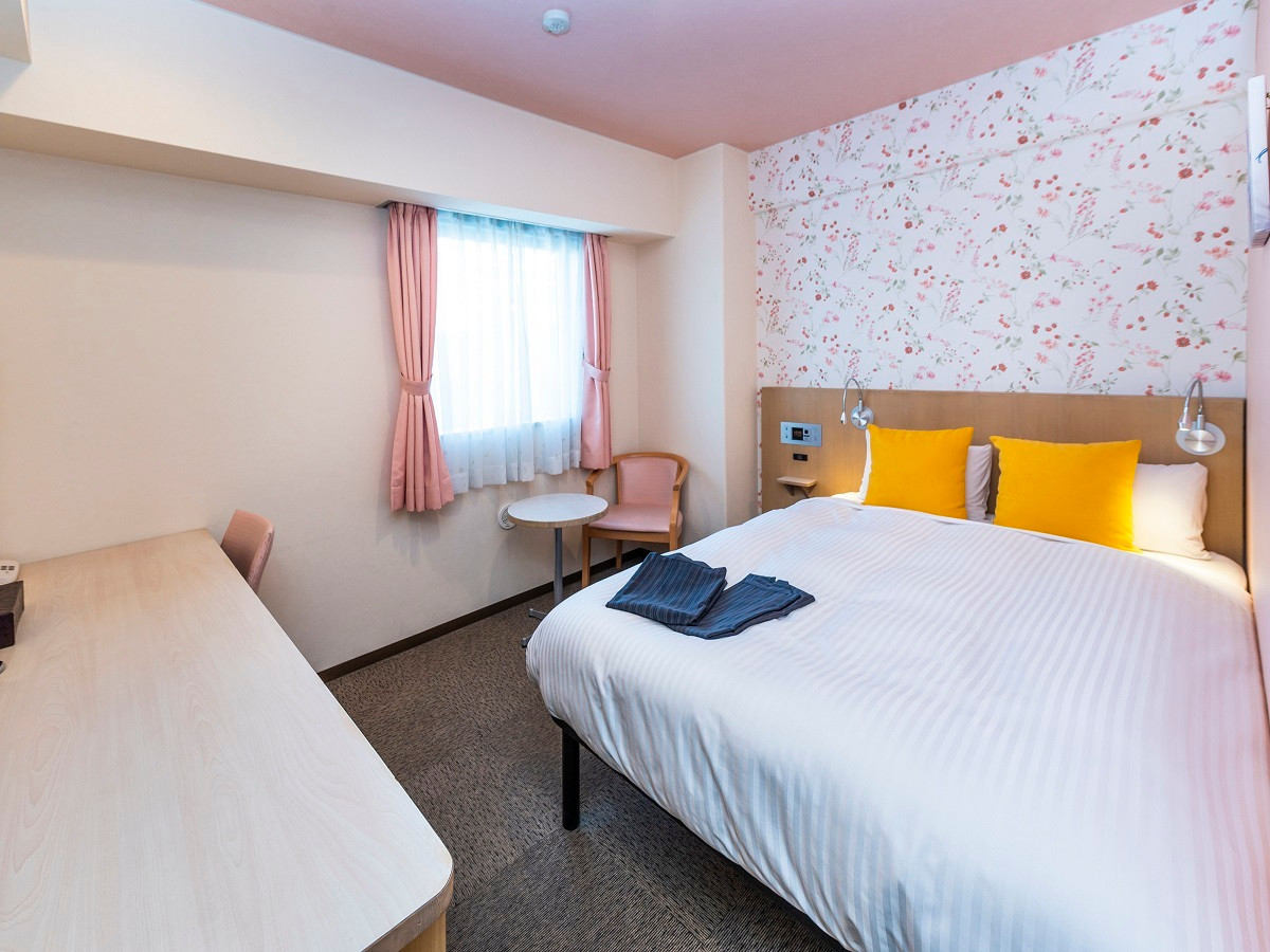 セキュリティカードで入退室管理。可愛いインテリアに癒される3760057