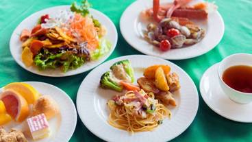 朝食ビュッフェ / 7