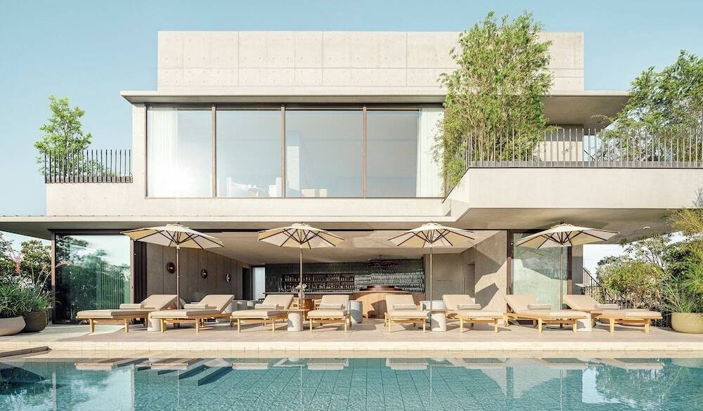 インフィニティプール / 1