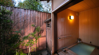 離れ 露天風呂付 (3名利用) 禁煙