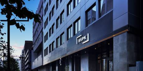 ビスポークホテル新宿