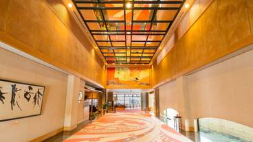 エントランス / 1