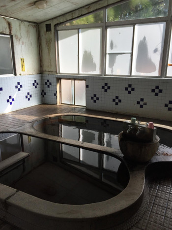 珍しい高濃度の「モール泉」をじっくりと堪能4083863