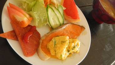 食事・飲み物 / 1