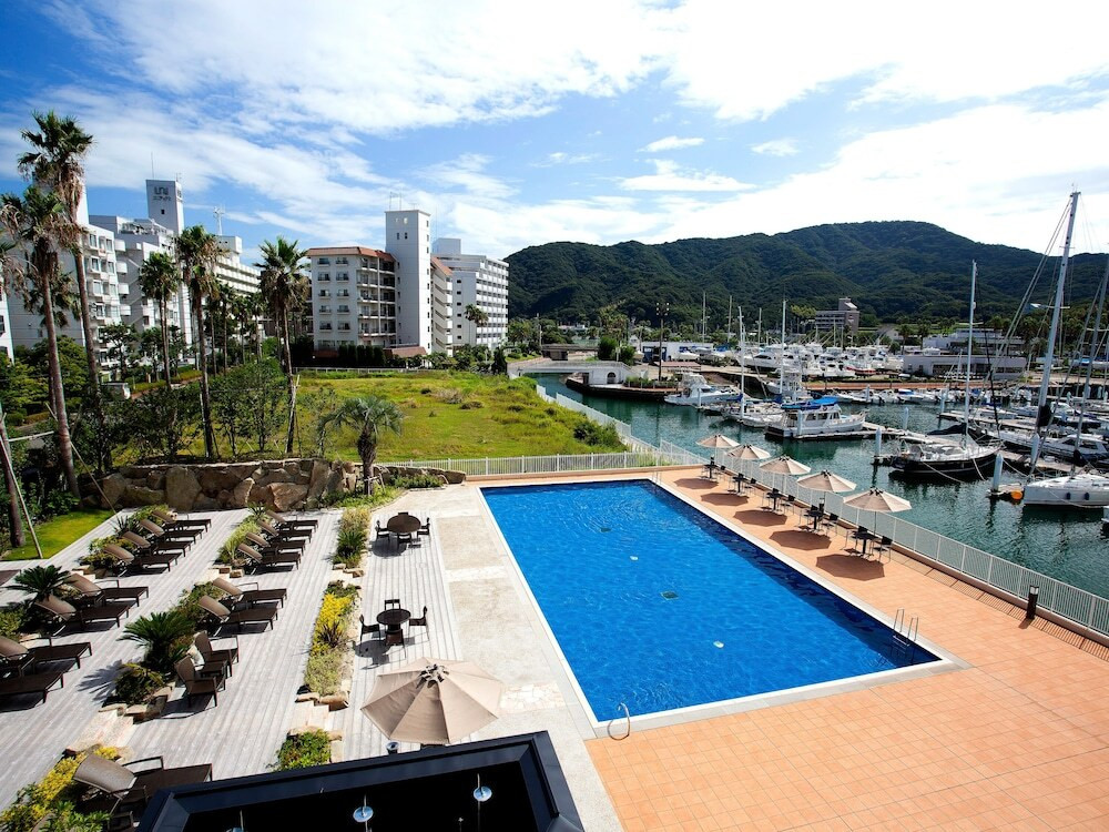 マリーナの風景が広がるリゾート感たっぷりのホテル3995850