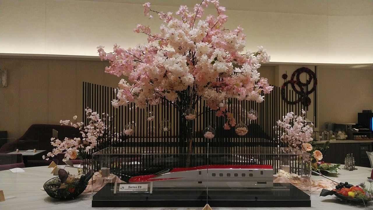 朝食会場は春仕様