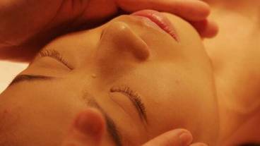 フェイシャル トリートメント / 2