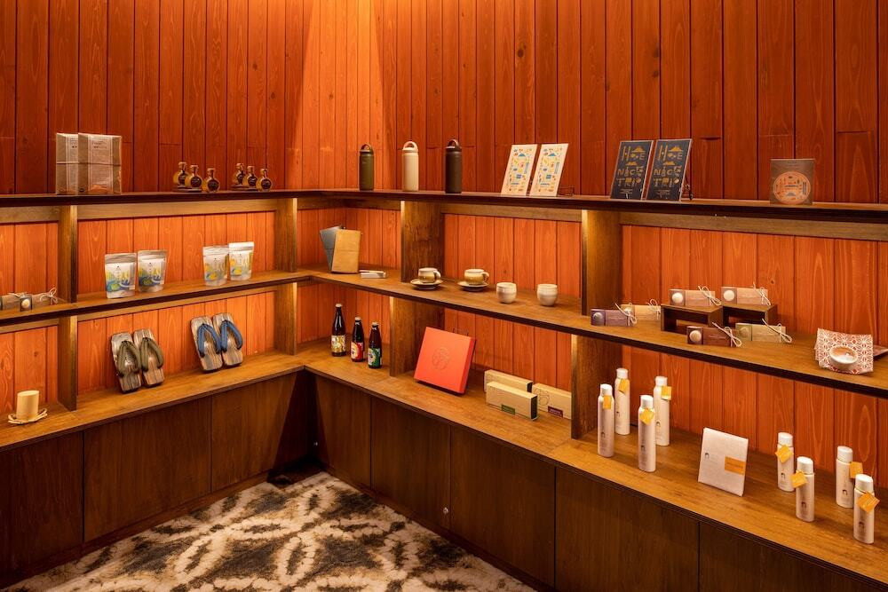 ギフト ショップ