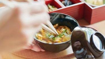 食事・飲み物 / 4