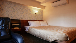 デラックス ダブルルーム ダブルベッド 1 台 禁煙