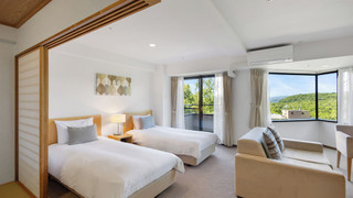 和洋室スタジオスイート（シングルベッド2台）