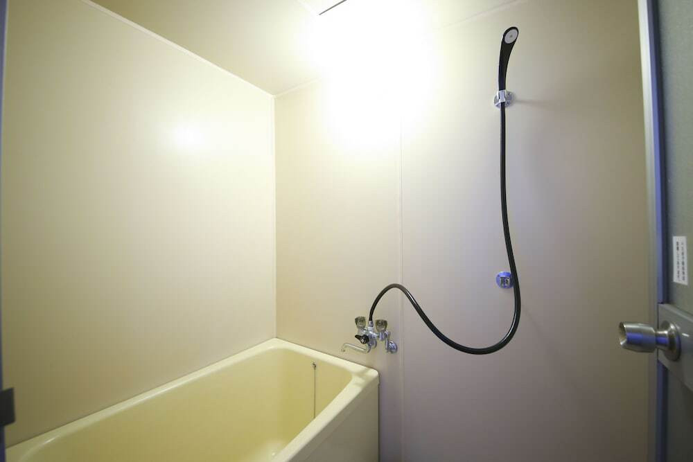 バスルームのシャワー