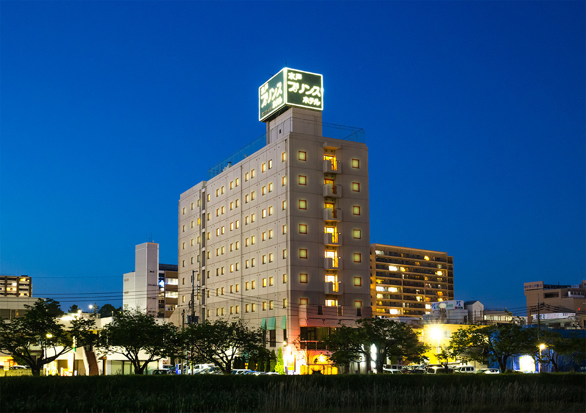 水戸駅南口から徒歩約3分3906679