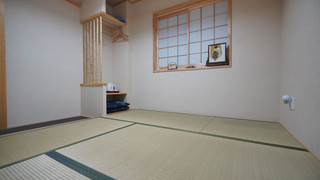 (103室) 1階 2人部屋 (個室、専用トイレ、シャワー付)