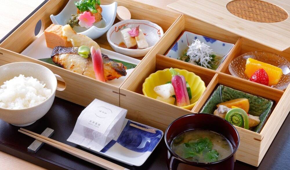 心地よく体が目覚める
豪華な和洋朝食 / 4