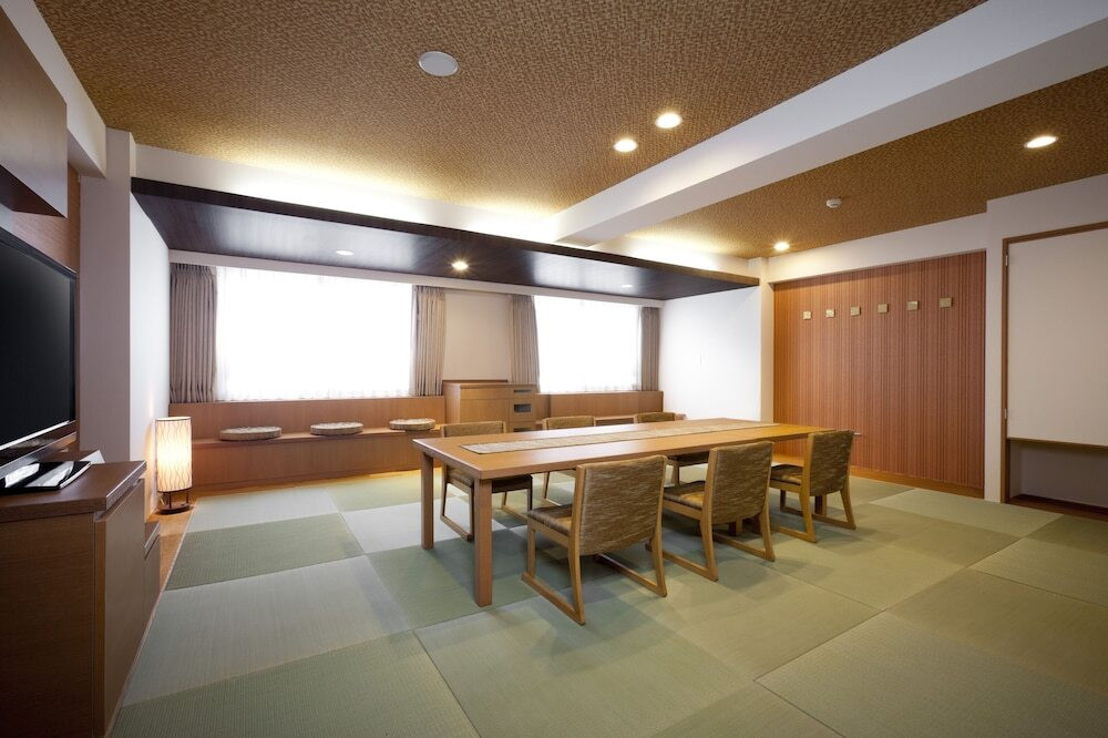 和モダンルーム