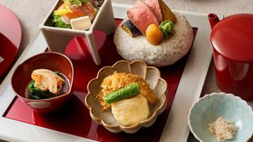 食事・飲み物 / 15