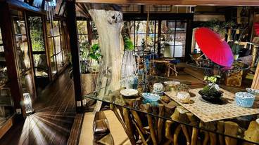 客室内のダイニングエリア / 11