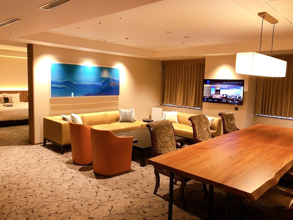 スイートルーム（リビング）