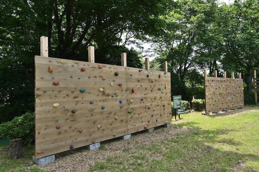 子供用の遊び場 - 屋外