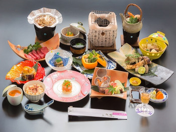 山中の一軒宿で温泉と美食を堪能3849137