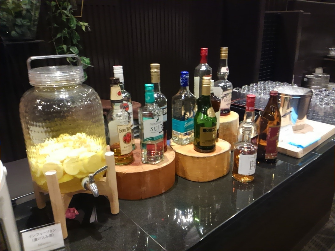 ラウンジに用意されているお酒類