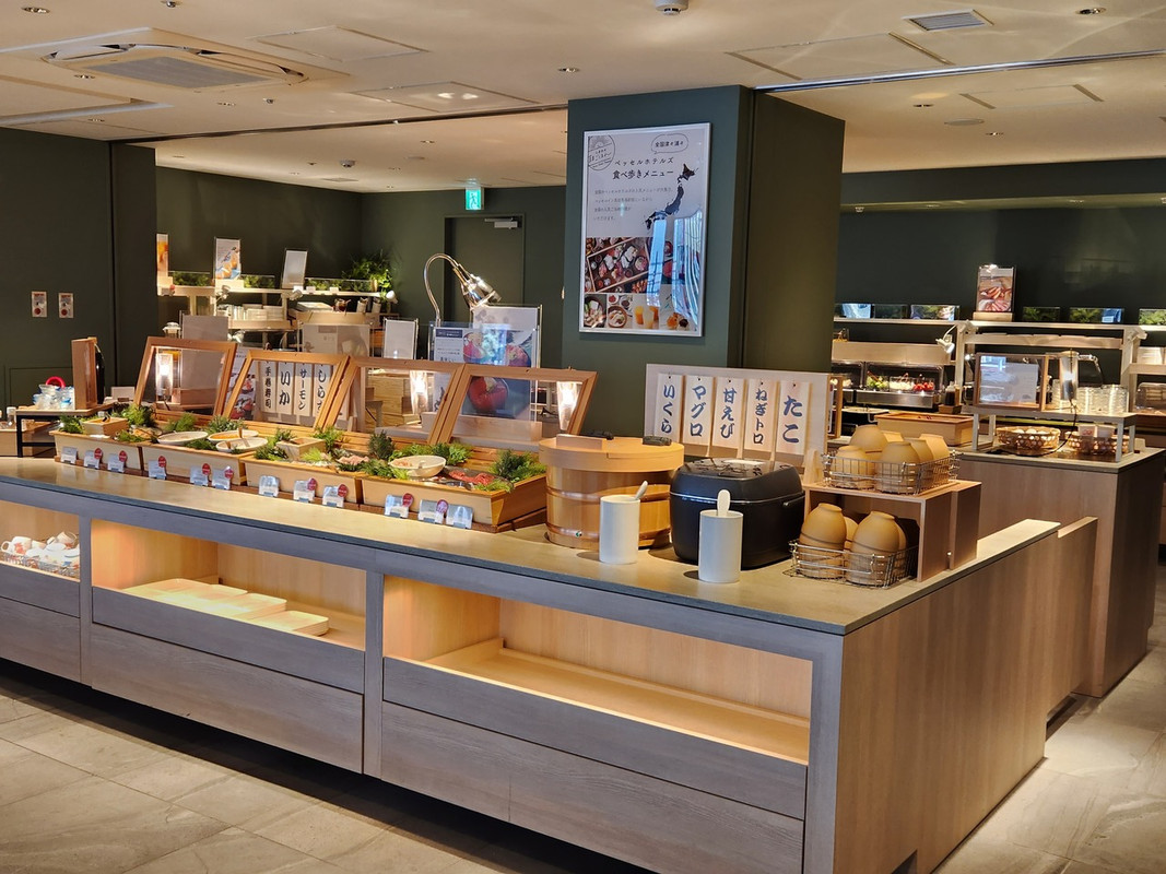 朝食バイキング