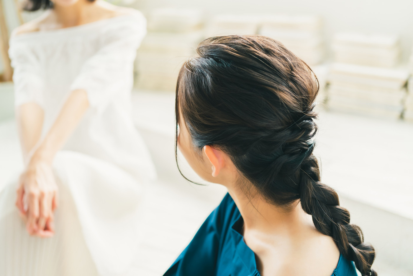 三つ編みロングヘア