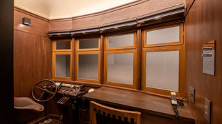 KAWASEMI (Stay in a train) 禁煙