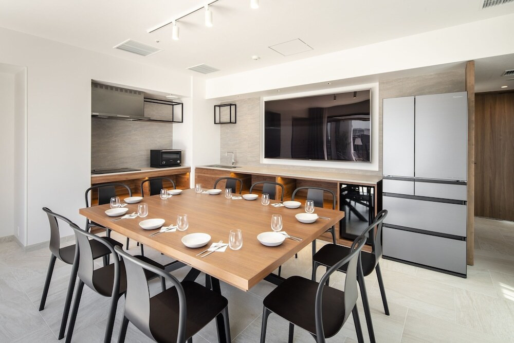 ガーデンスイート ダイニング(1)