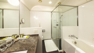 Triple Premium Deluxe