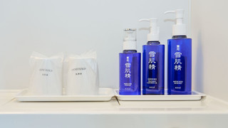 ツインルーム (セミダブルベッド x 2) [禁煙]