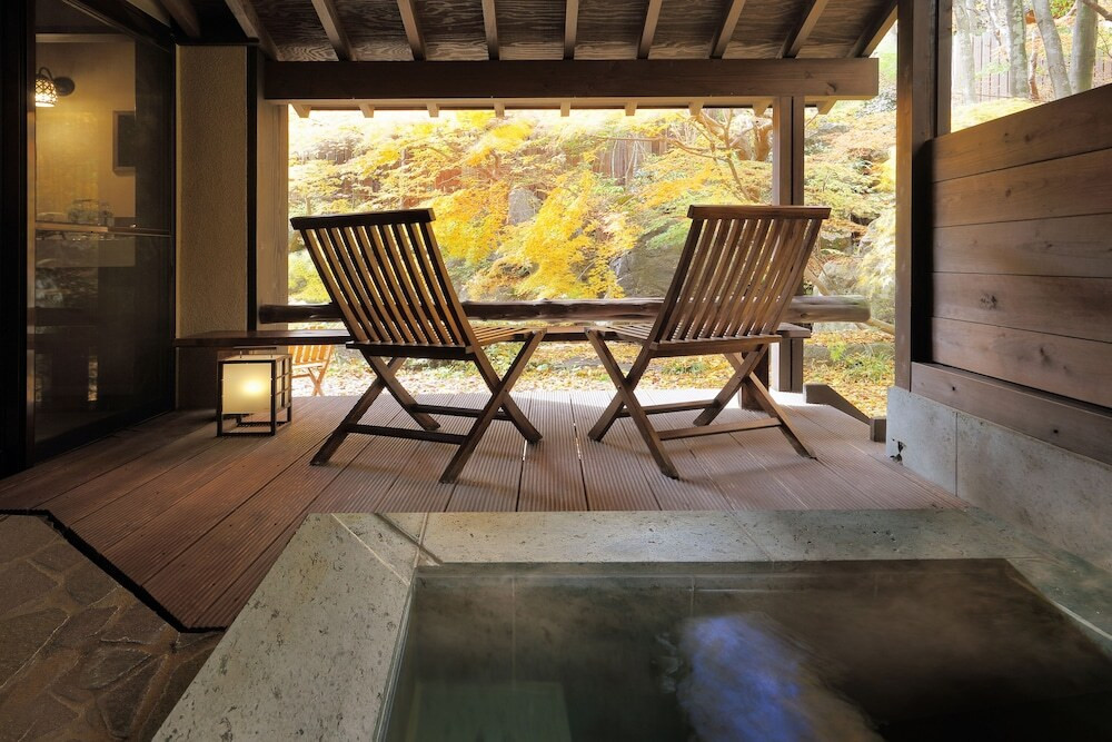 水上温泉の高級ホテル・旅館で贅沢なひと時を3529176