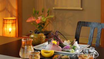 食事・飲み物 / 7