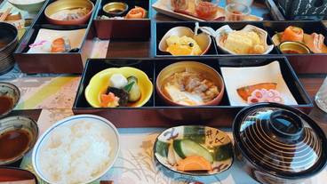 朝食膳一例① / 8