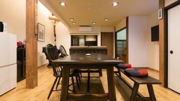 客室内のダイニングエリア / 18