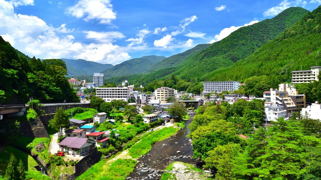 箒川沿いに広がる塩原温泉郷 / 3