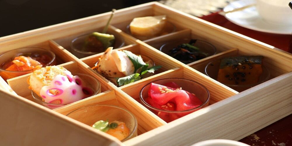 朝食