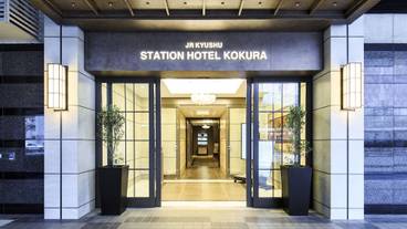 施設の入り口 / 17