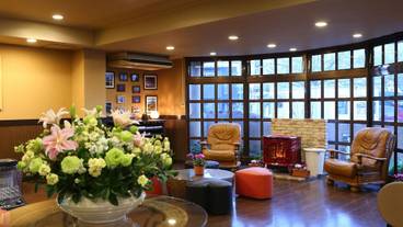 ロビー応接スペース / 2