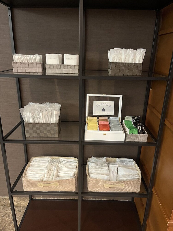 ロビーラウンジ