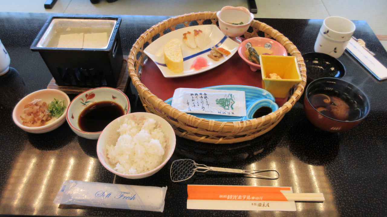 朝食