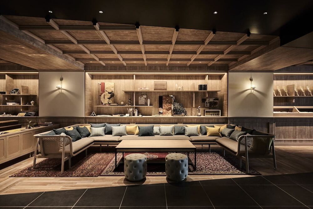 キャンバスラウンジ(木イメージ)