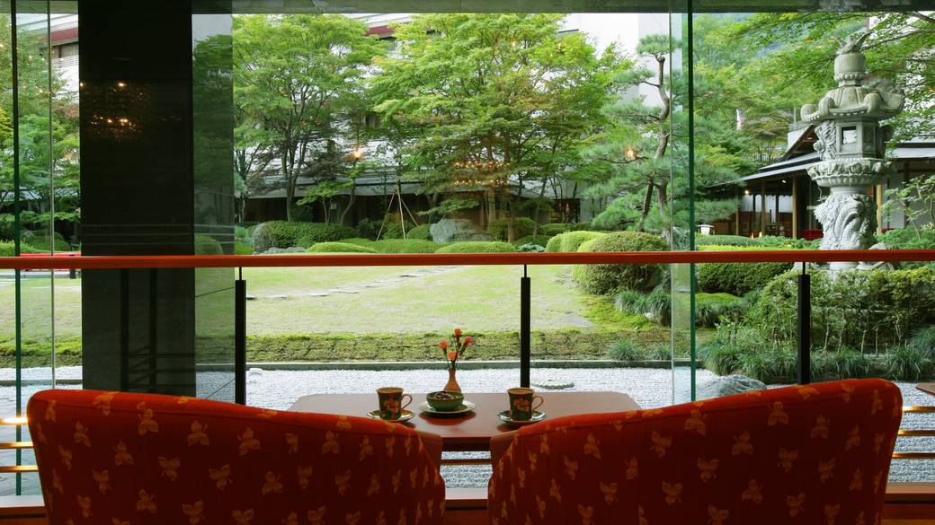 ラウンジからの眺め / 2