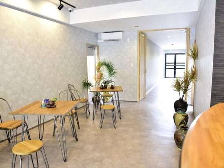 HOTEL 紅 BIN / 2