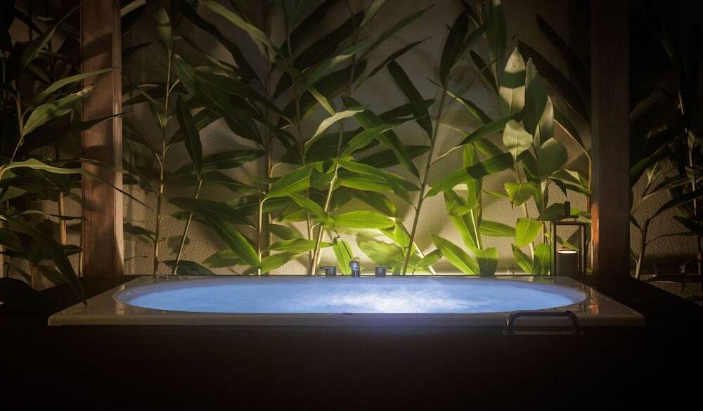 夜のジャグジー / 2