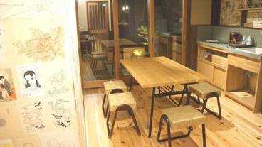 客室内のダイニングエリア / 23