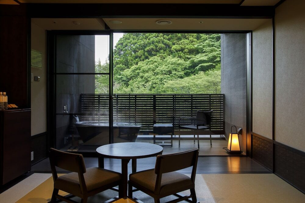 客室風呂や大浴場で小涌谷温泉を満喫4279650